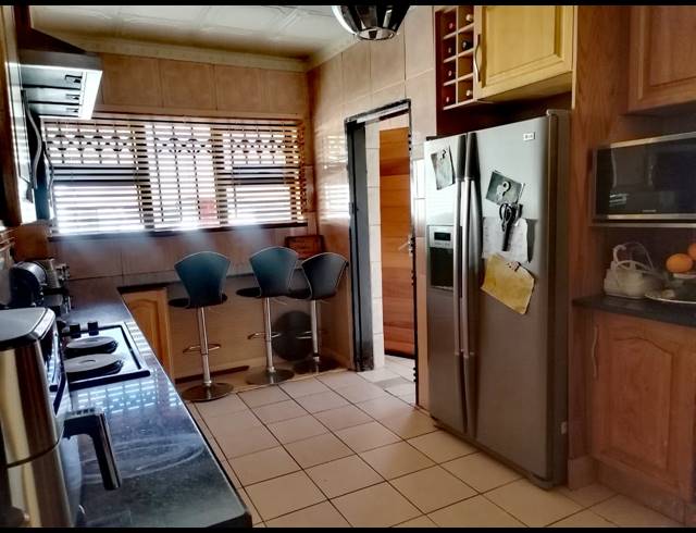4 BEDROOM HOUSE FOR SALE IN BRACKENDOWNS